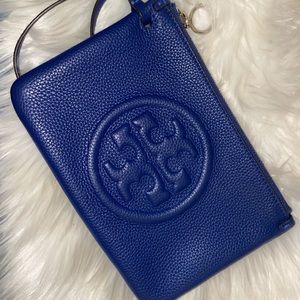 Tory Burch Perry Bombe Wristlet